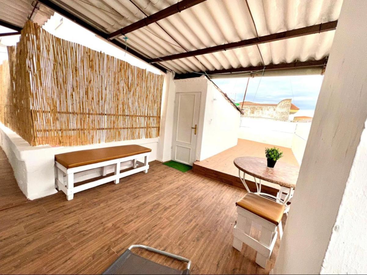 Apartamento Deluxe Terraza Y Bbq Santa Amalia Luaran gambar