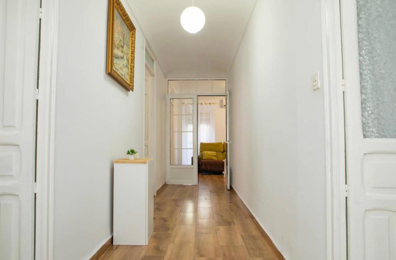Apartamento Deluxe Terraza Y Bbq Santa Amalia Luaran gambar